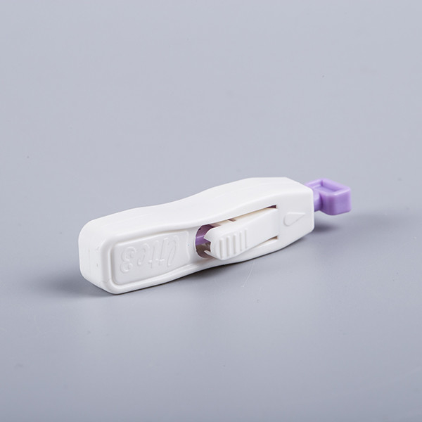 21G Disposable Safety Blood Lancet Device 1.8mm Button Activated 1.8mm Orange